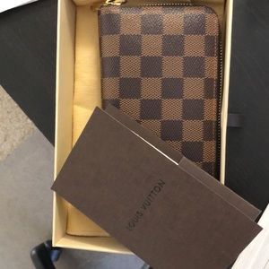 Louis Vuitton Zippy